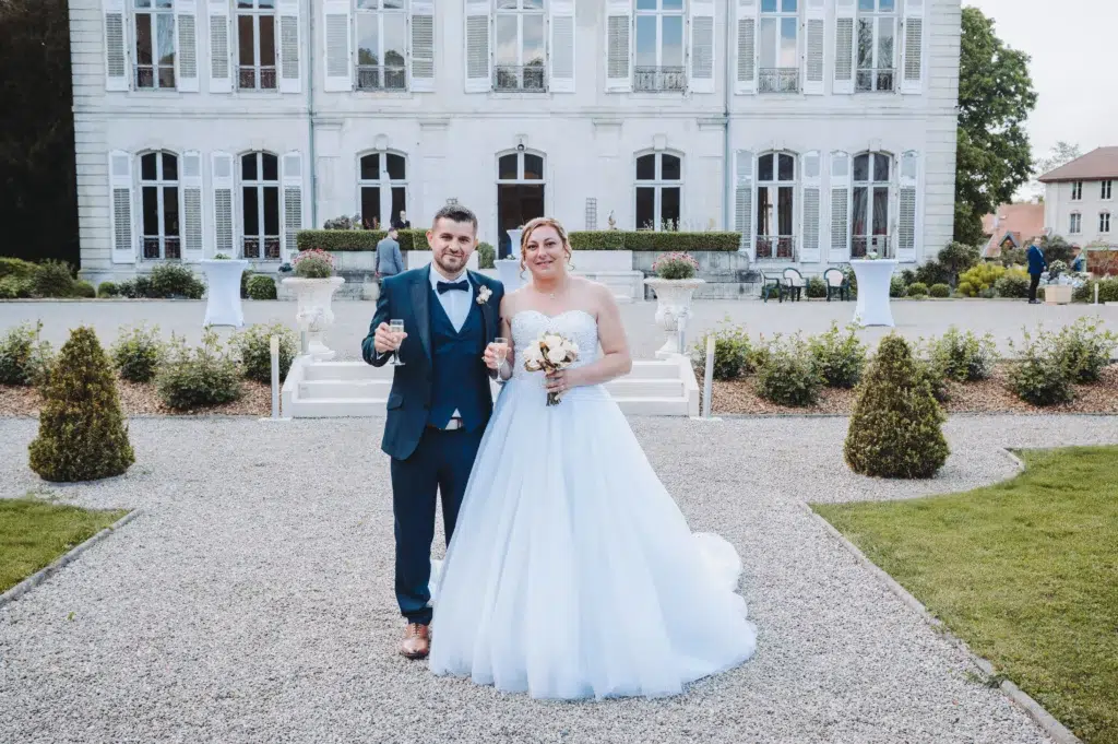 les jeunes mariés au château Ernest
